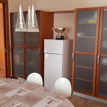 B & B Paradiso Loreto Luaran gambar